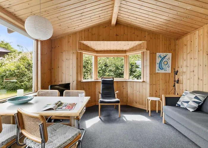 6829-allinge-tejnvej-62-b Semesterbostad