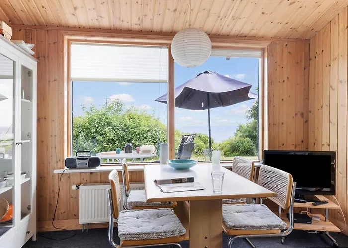Semesterbostad 6829-allinge-tejnvej-62-b